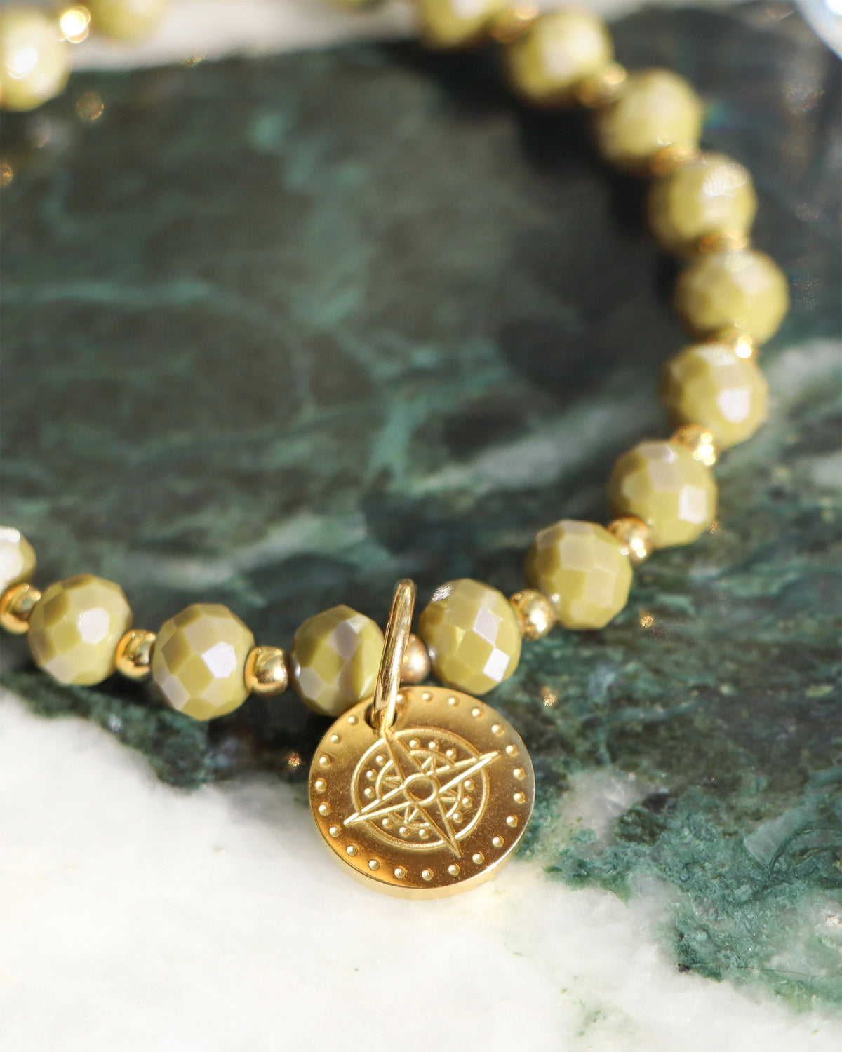 Luna | Bedel Compass