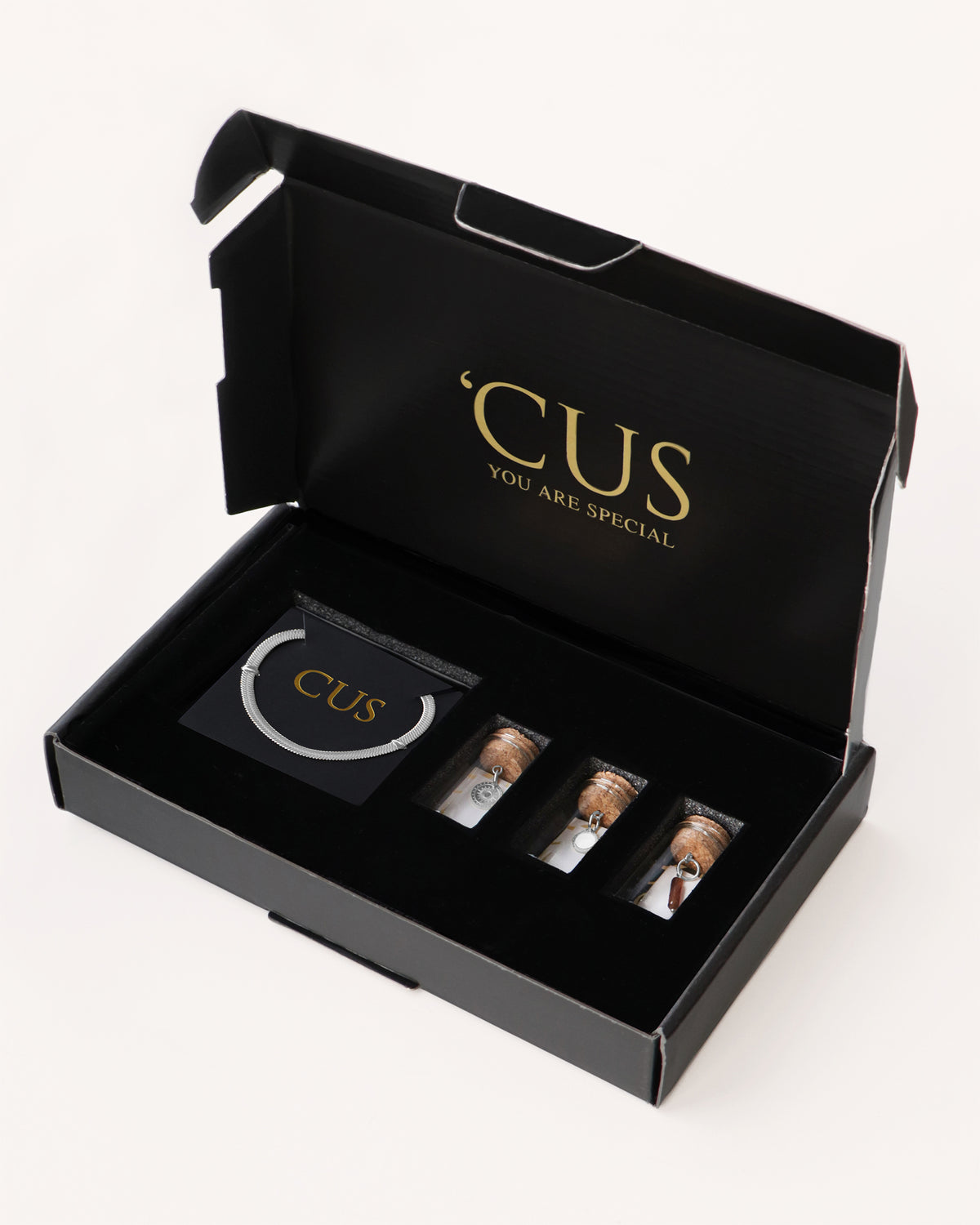 CUS-Geschenk | Kette Mira oder Yara mit drei Anhängers Silber
