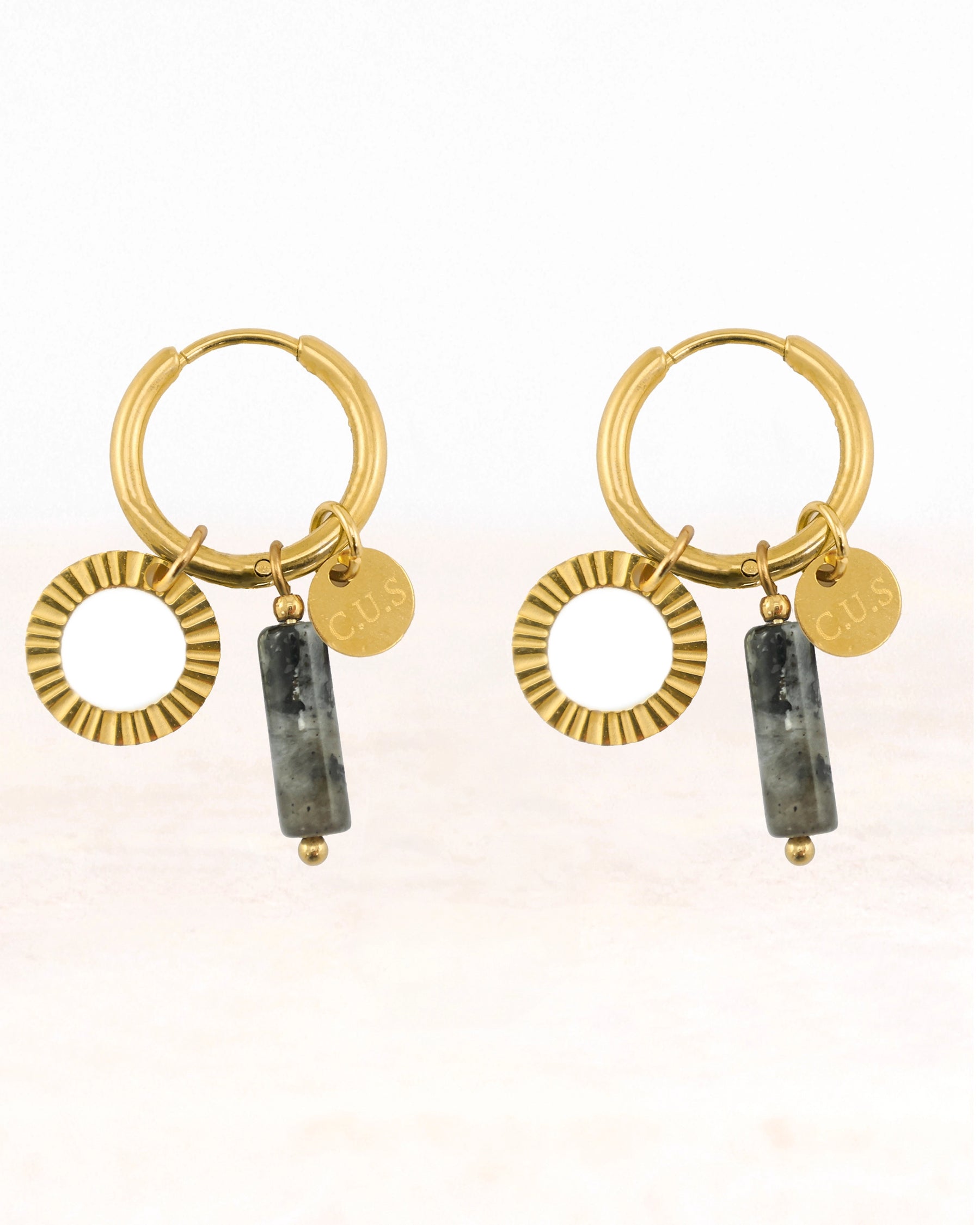 Boucles d'oreilles CUS Gaia x Kyra - Protection &amp; Espoir 