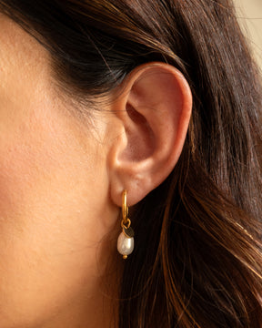 CUS Mare | Parel oorbellen Cadeaubox Goud