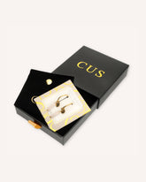 CUS Gaia | Oorbellen Milky Quartz Cadeaubox Goud
