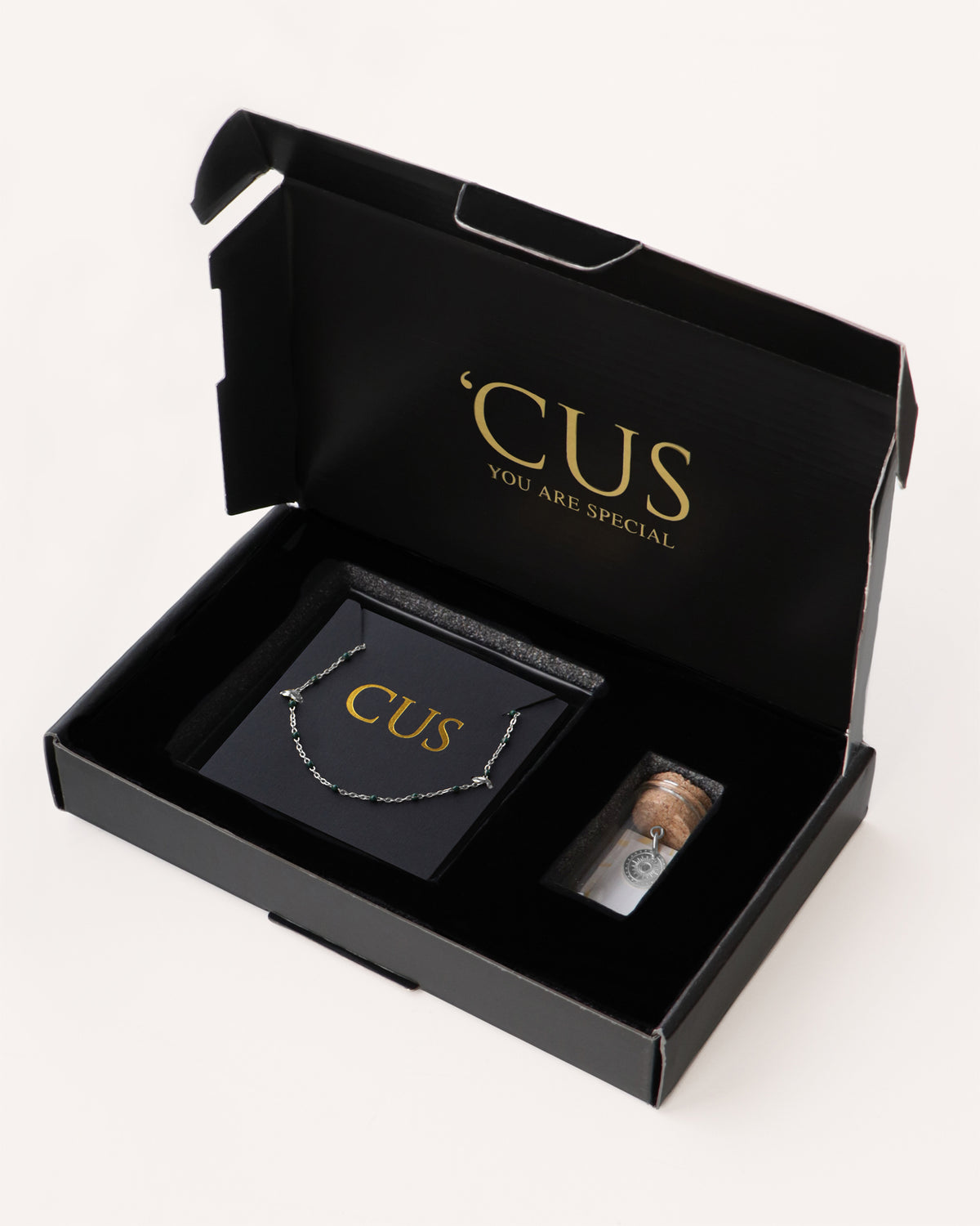 CUS gift | Necklace Neva with charm Silver